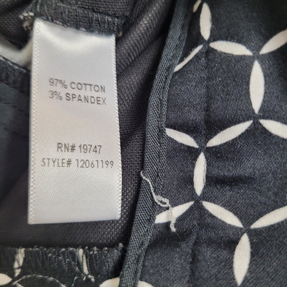 Counterparts Slimming Sensations Capri Pants Size 8P - Picture 4 of 10